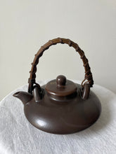 Load image into Gallery viewer, Japanese Ceramic Sake Kettle