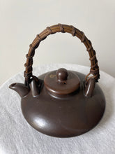 Load image into Gallery viewer, Japanese Ceramic Sake Kettle