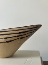 Load image into Gallery viewer, Japanese Ikebana Pottery Bowl