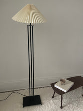 Load image into Gallery viewer, Postmodern Wavy Floor Lamp