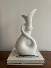 Load image into Gallery viewer, Serpentine Vase