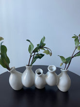 Load image into Gallery viewer, Connecting Bud Vases