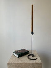 Load image into Gallery viewer, Spiral Base Candle Holder