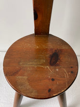 Load image into Gallery viewer, Keyhole Chair by William Fetner