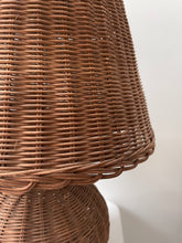 Load image into Gallery viewer, All Wicker Table Lamp