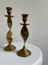 Load image into Gallery viewer, Twisted Brass Candle Holders