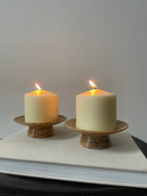 Load image into Gallery viewer, Candle Holder Plates with Stands
